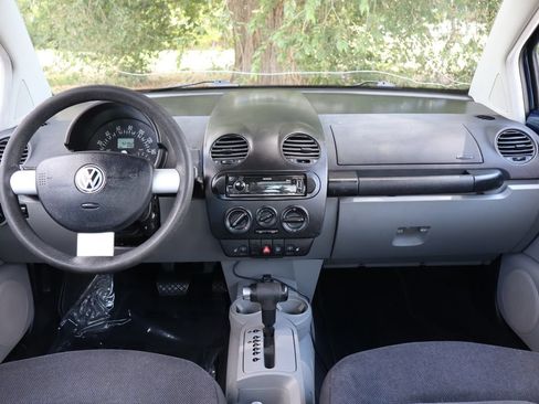 Used 2003 Volkswagen Beetle GL FWD image 15