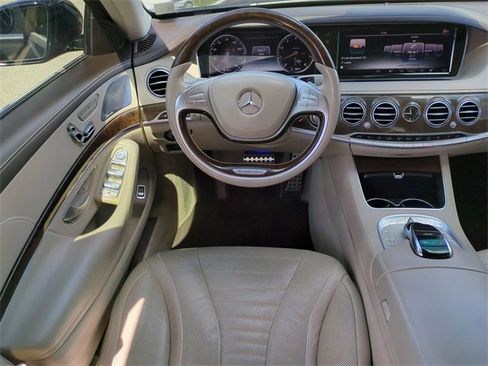 Used 2016 Mercedes-Benz S 550 Sedan image 19