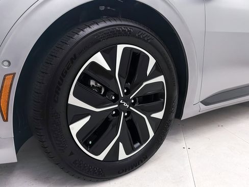 Used 2023 Kia EV6 GT-Line w/ GT-Line Suede Seat Package image 17