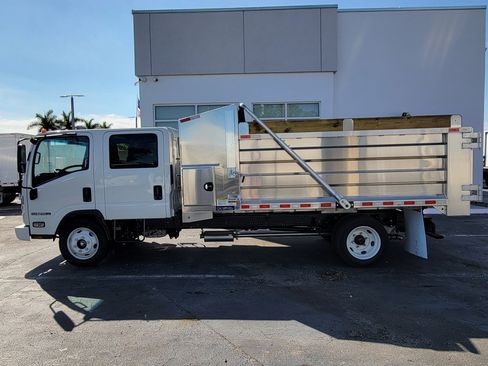 New 2026 Isuzu NPR image 2