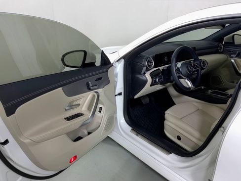 Used 2025 Mercedes-Benz CLA 250 4MATIC image 16