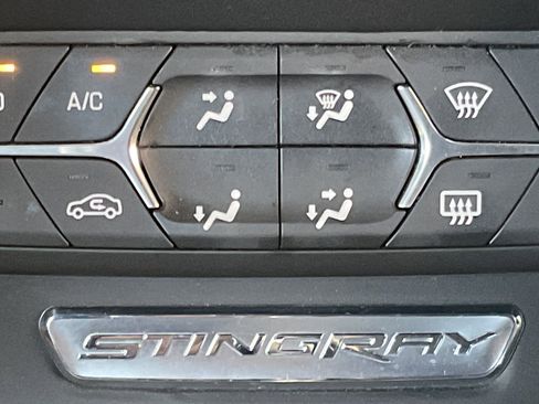 Used 2016 Chevrolet Corvette 2LT w/ 2LT Preferred Equipment Group image 20