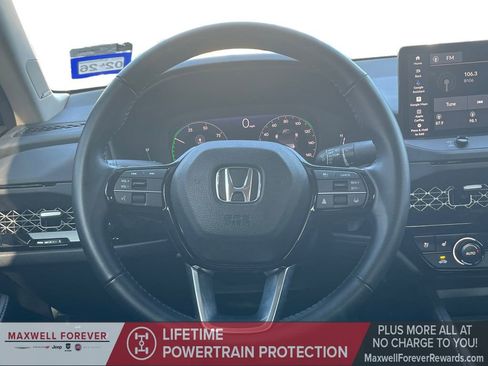 Used 2024 Honda Accord Touring image 21