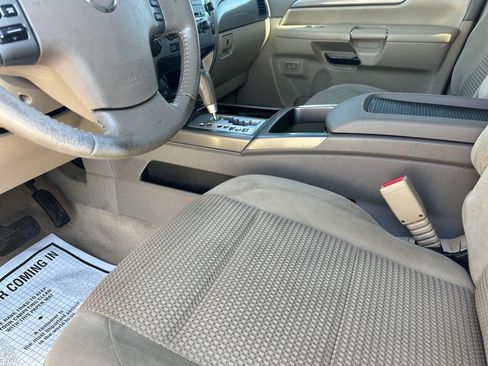 Used 2012 Nissan Armada SV image 3