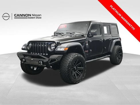 Used 2023 Jeep Wrangler Unlimited Rubicon w/ Cold Weather Group AWD/4WD image 1