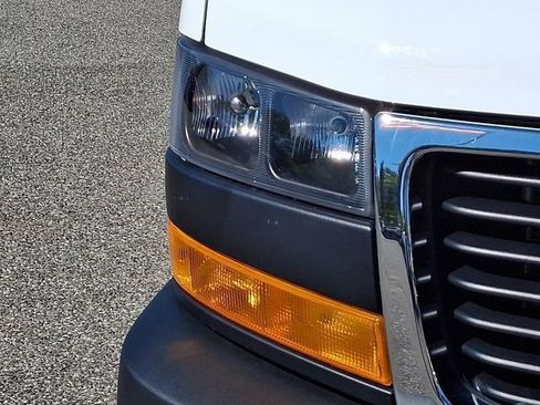 Used 2025 GMC Savana 2500 w/ Driver Convenience Package RWD image 33