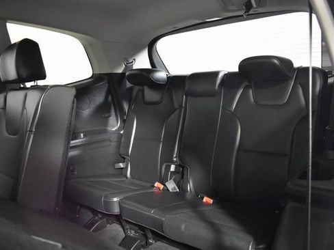 Used 2020 Kia Telluride S w/ S 8 Passenger Seating Package image 34