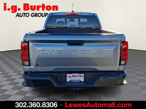 Used 2025 Chevrolet Colorado W/T w/ Advanced Trailering Package image 5