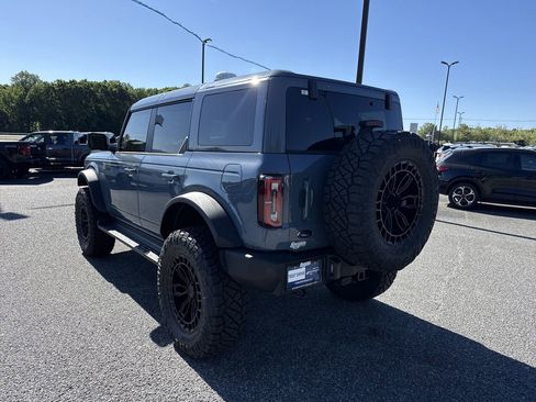 New 2025 Ford Bronco Outer Banks w/ Sasquatch Package AWD/4WD image 5
