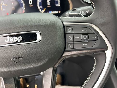 New 2026 Jeep Grand Cherokee Limited image 13