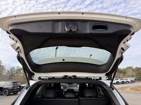 New 2026 Jeep Compass Latitude image 34