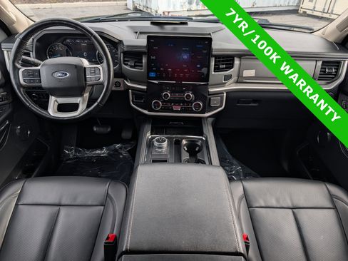 Certified 2024 Ford Expedition Max XLT image 17