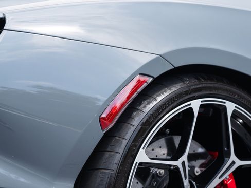 Used 2024 Lamborghini Revuelto AWD/4WD image 24