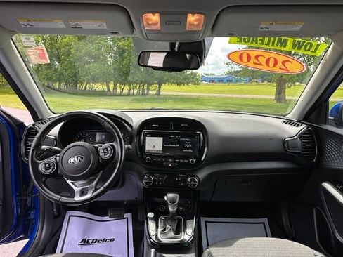 Used 2020 Kia Soul EX FWD image 13