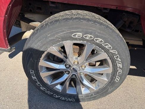 Used 2017 Ford F150 XLT w/ Equipment Group 302A Luxury image 13