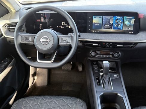 New 2026 Nissan Kicks SV image 11