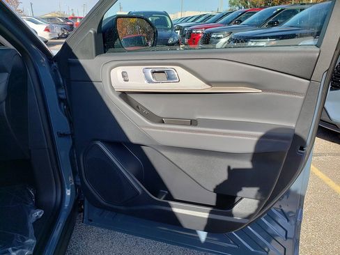 New 2026 Ford Explorer Active image 19