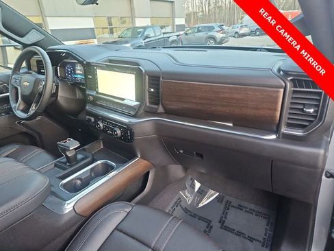 Certified 2025 Chevrolet Silverado 1500 High Country image 30