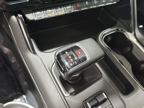 Used 2024 GMC Sierra 1500 AT4X image 15