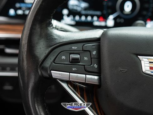 Used 2022 Cadillac Escalade ESV Premium Luxury image 25