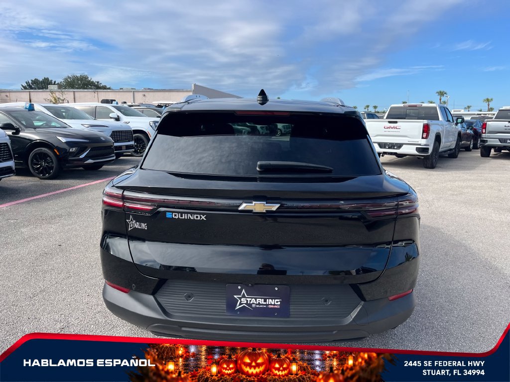 Used 2026 Chevrolet Equinox EV LT FWD image 6