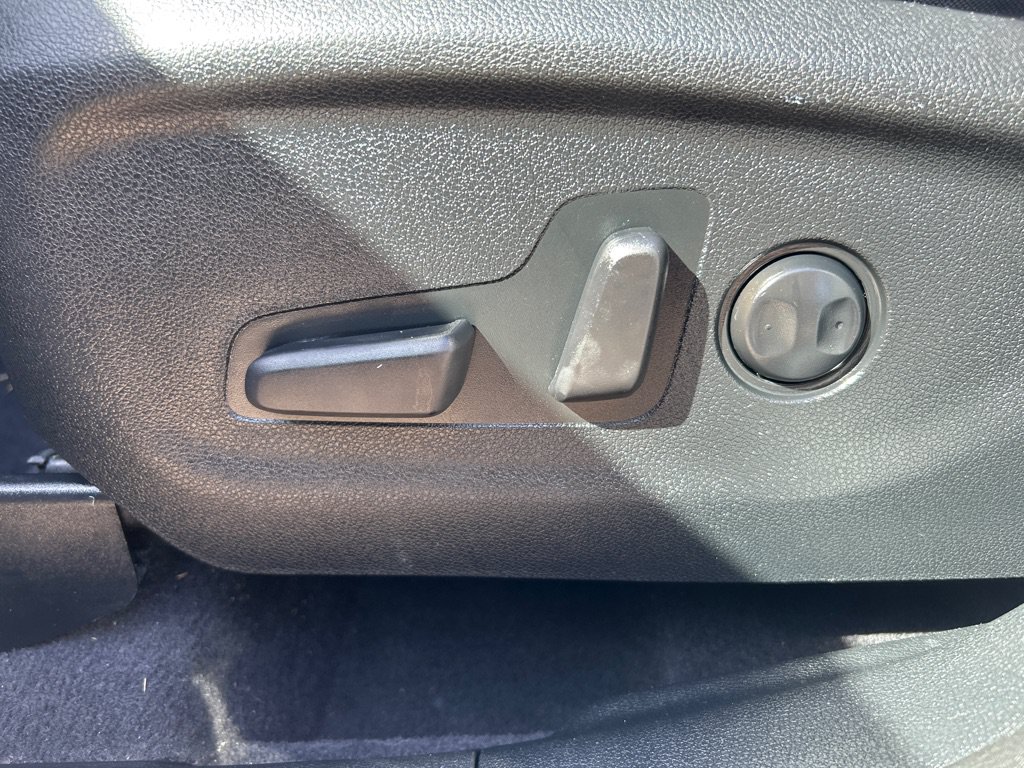 Used 2019 Kia Sorento AWD V6 image 15