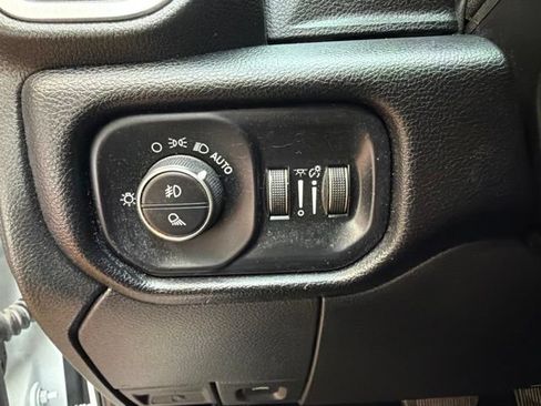 Used 2024 RAM 2500 Laramie AWD/4WD image 21