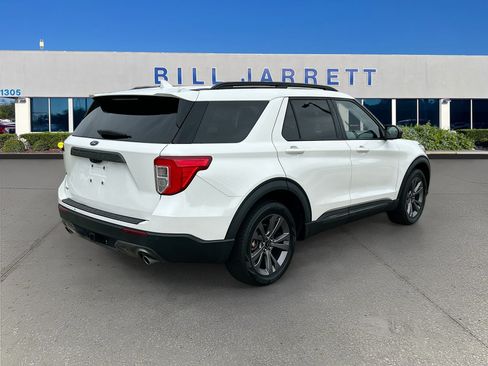 Certified 2023 Ford Explorer XLT w/ Equipment Group 202A RWD image 7