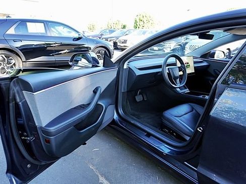 Used 2025 Tesla Model 3 Long Range RWD image 40