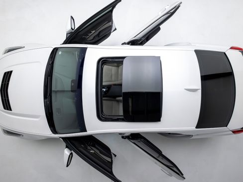 Used 2019 Cadillac CTS V w/ Carbon Fiber Package image 10