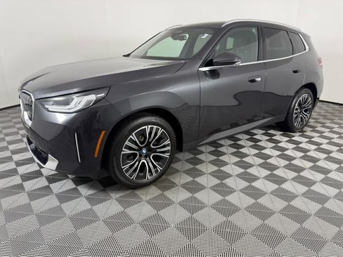 Used 2025 BMW X3 xDrive30i w/ Premium Package AWD/4WD image 10