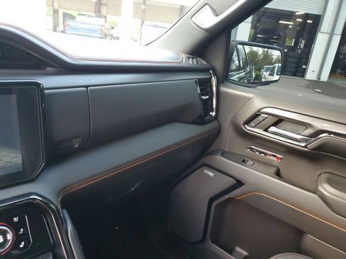 Used 2023 GMC Sierra 1500 AT4 w/ AT4 Premium Package image 26