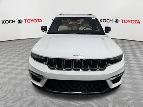 Used 2023 Jeep Grand Cherokee 4WD 4xe w/ Luxury Tech Group II image 2