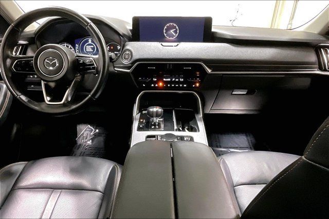 Used 2025 MAZDA CX-90 3.3 Turbo w/ Preferred Package AWD/4WD image 15