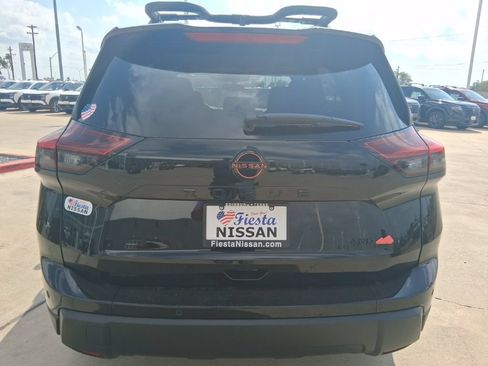 New 2026 Nissan Rogue SV AWD/4WD image 5