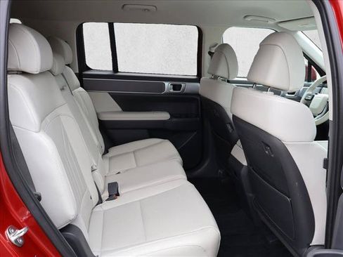 Used 2024 Hyundai Santa Fe SEL AWD/4WD image 28