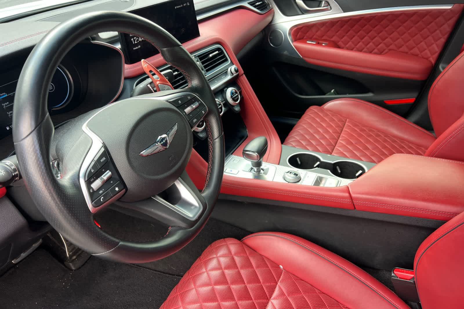 Used 2023 Genesis G70 3.3T w/ Sport Prestige Package RWD image 13