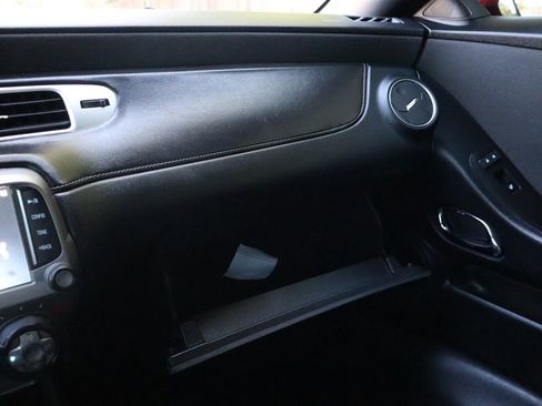 Used 2014 Chevrolet Camaro LT RWD image 33