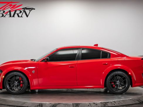 Used 2023 Dodge Charger SRT Hellcat w/ Harman/Kardon Audio Group image 2
