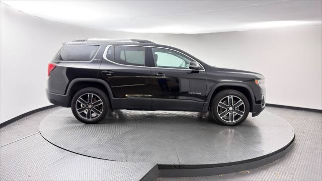 Used 2023 GMC Acadia SLT w/ Technology Package FWD image 9