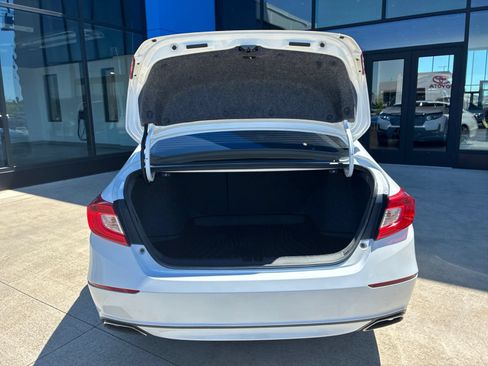 Used 2019 Honda Accord Sport image 13