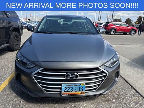 Used 2018 Hyundai Elantra SEL FWD image 2