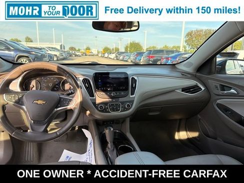 Used 2019 Chevrolet Malibu Premier FWD image 42