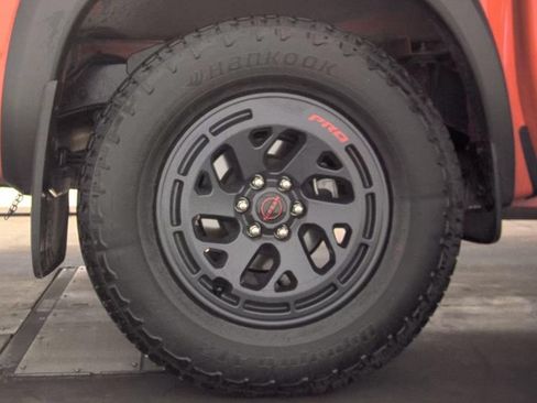 Used 2025 Nissan Frontier Pro-X w/ Pro Premium Package RWD image 3