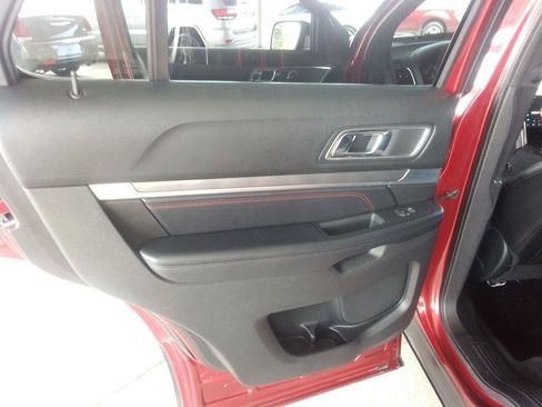 Used 2017 Ford Explorer Sport w/ Equipment Group 401A AWD/4WD image 22