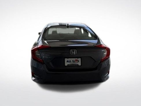 Used 2017 Honda Civic EX image 4