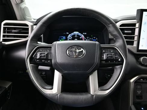 Used 2023 Toyota Tundra Limited AWD/4WD image 28