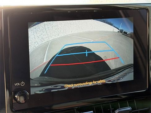 Used 2025 Toyota Corolla SE image 24