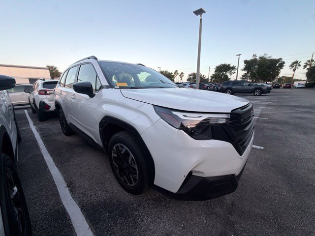Used 2025 Subaru Forester AWD/4WD image 4