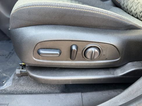 Used 2024 Chevrolet Equinox LT image 13